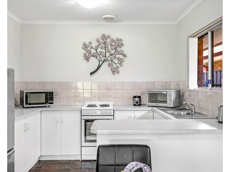 3/24 Smugglers Drive, Seaford Rise SA 5169