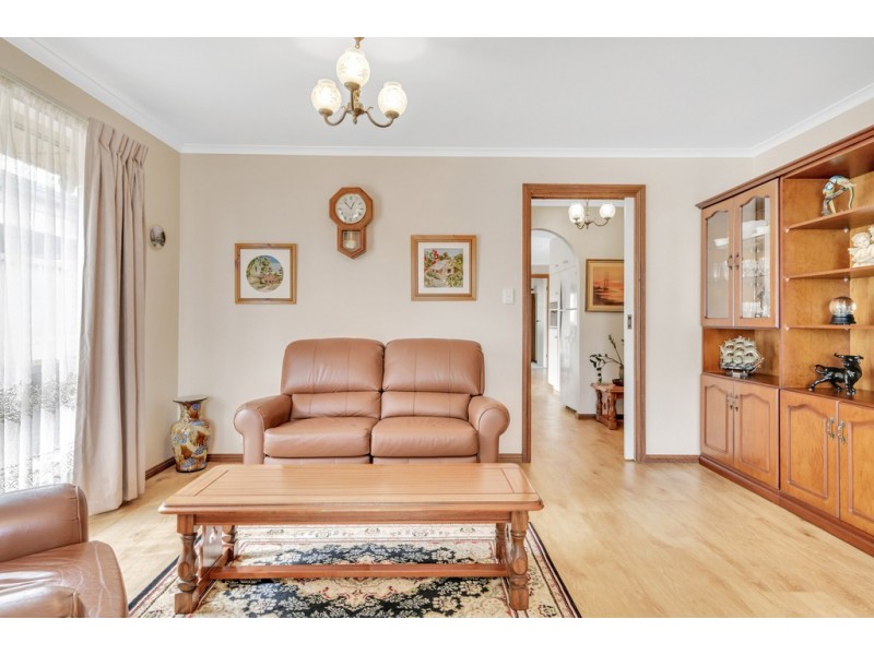 84 Mawson Circuit, Woodcroft SA 5162