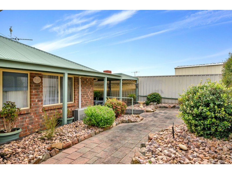 84 Mawson Circuit, Woodcroft SA 5162