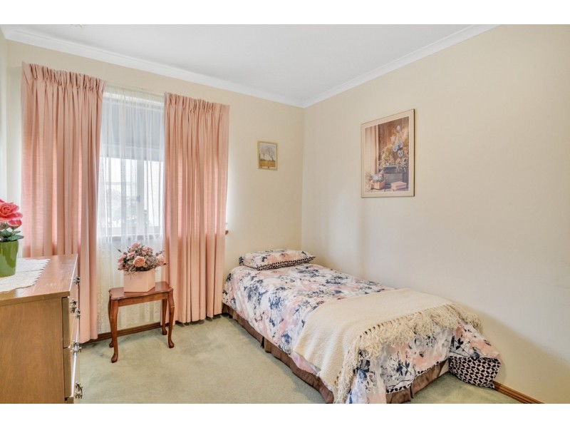 84 Mawson Circuit, Woodcroft SA 5162