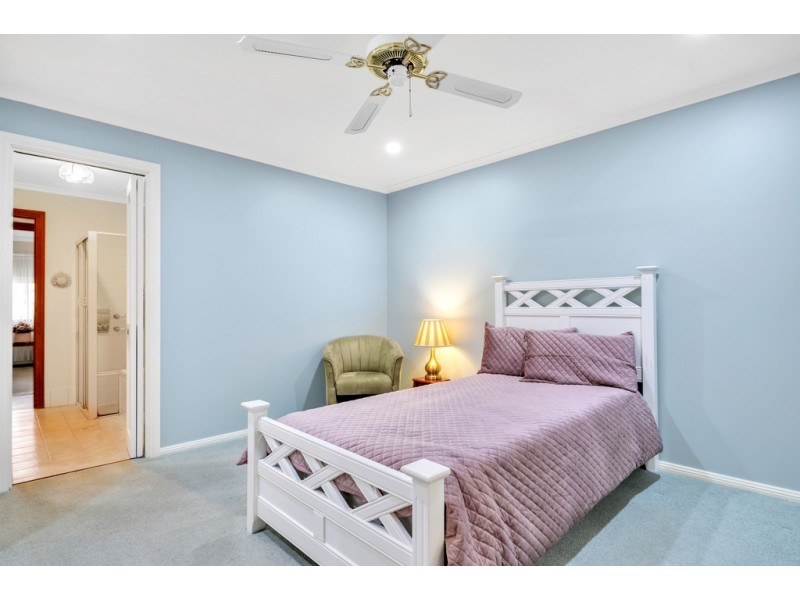 84 Mawson Circuit, Woodcroft SA 5162