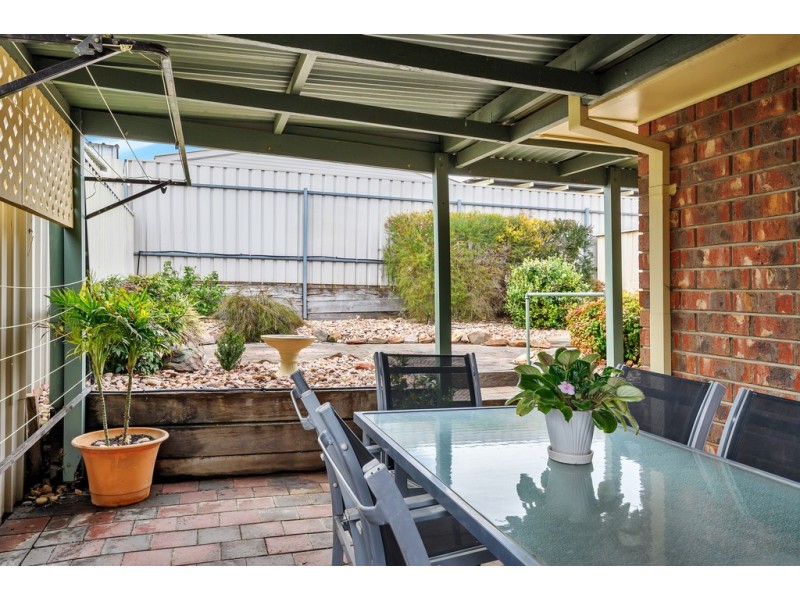 84 Mawson Circuit, Woodcroft SA 5162