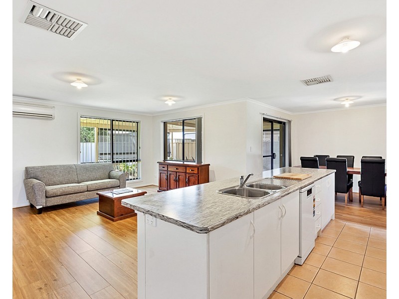 11 Seahaven Way, Aldinga Beach SA 5173