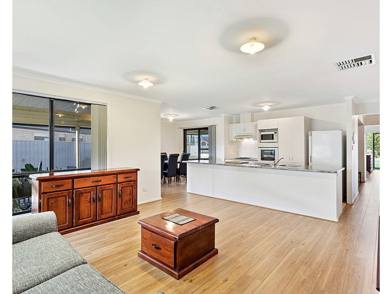 11 Seahaven Way, Aldinga Beach SA 5173