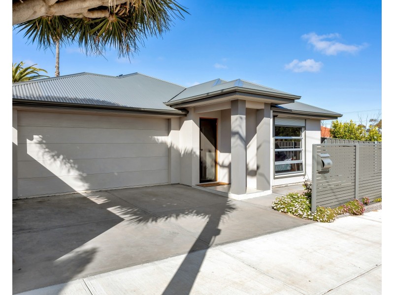 2a Agnes Street, Christie Downs SA 5164