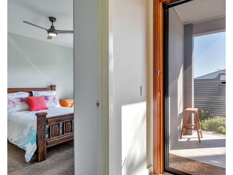 2a Agnes Street, Christie Downs SA 5164