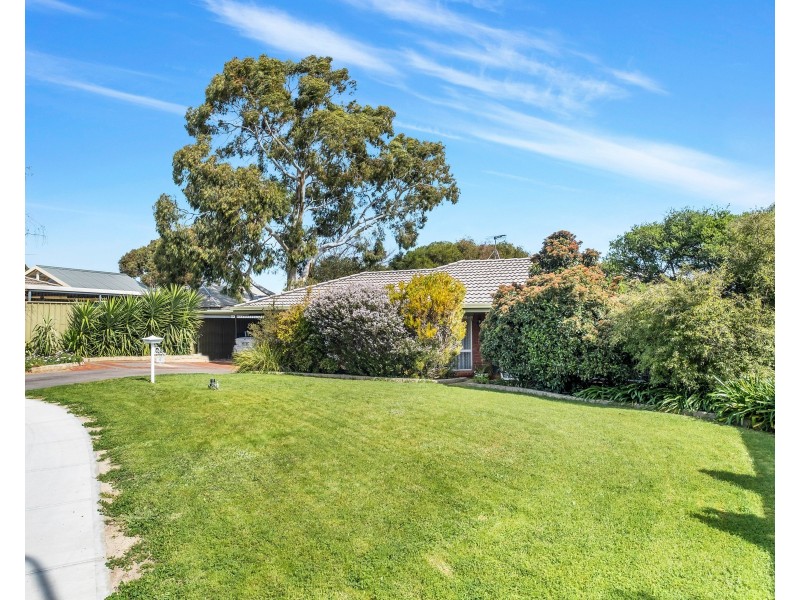 4 Windsor Court, Morphett Vale SA 5162