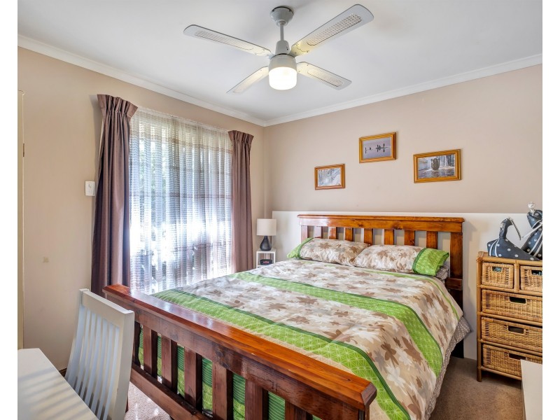 4 Windsor Court, Morphett Vale SA 5162