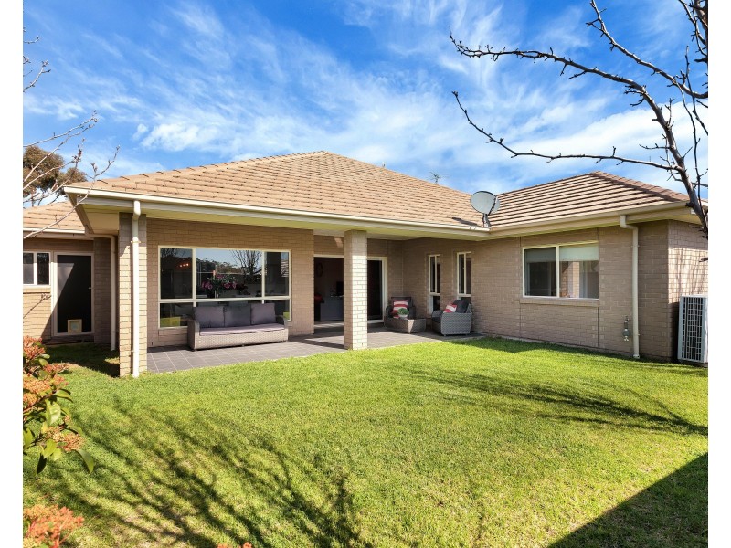 19 Lacebark Court, Flagstaff Hill SA 5159