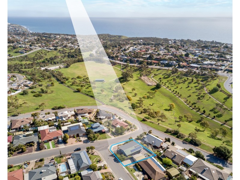 4 Rogana Crescent, Hallett Cove SA 5158
