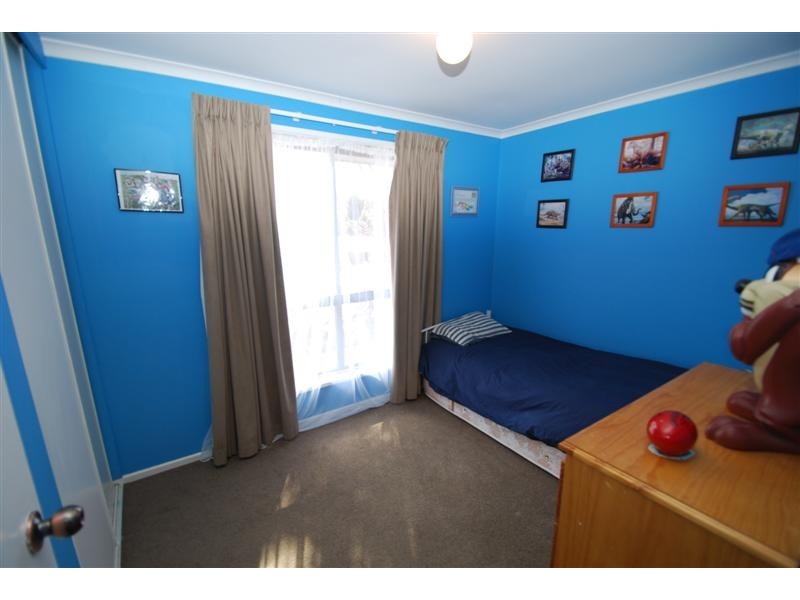 30 Glenloth Dr, Happy Valley SA 5159