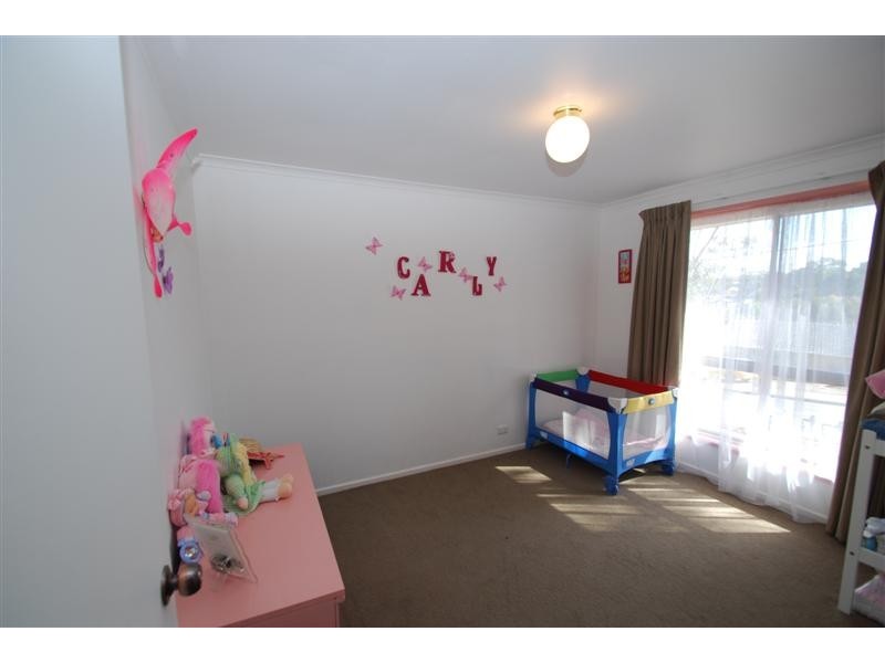 30 Glenloth Dr, Happy Valley SA 5159
