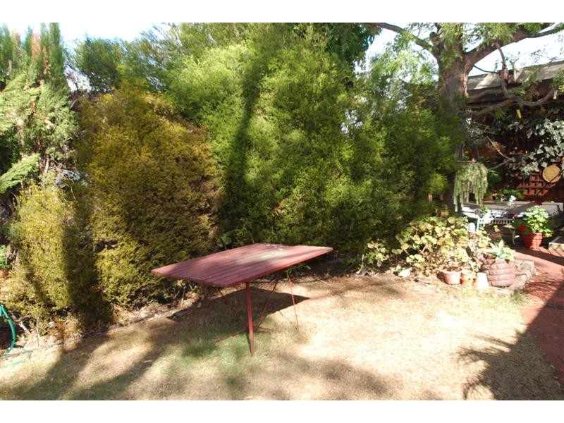 5 Adcock Ct, Happy Valley SA 5159