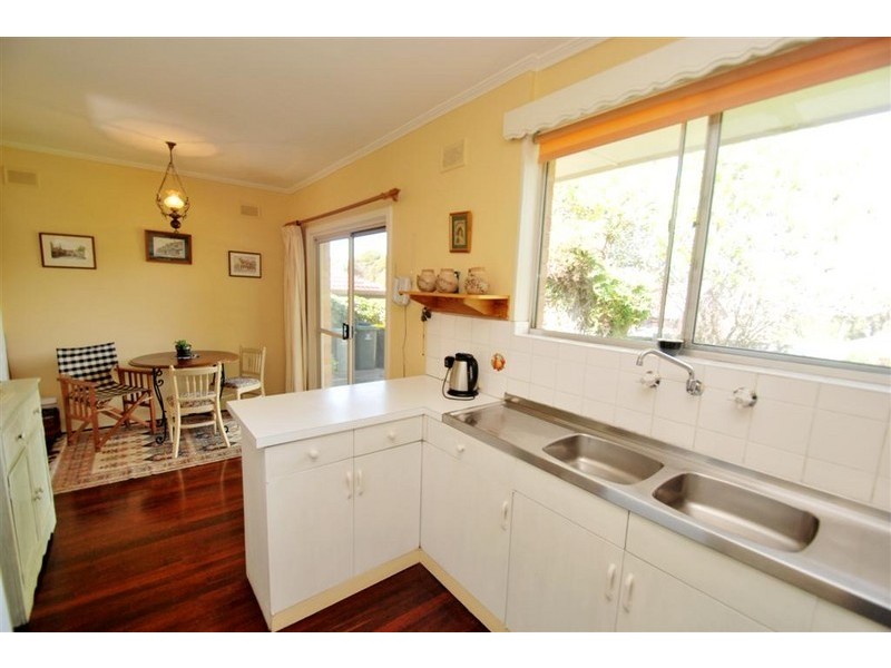 4 Jarrad Road, Happy Valley SA 5159