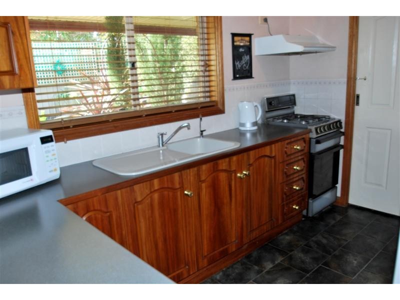 11 Martinique Drive, Seaford Rise SA 5169