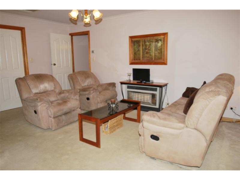 11 Martinique Drive, Seaford Rise SA 5169