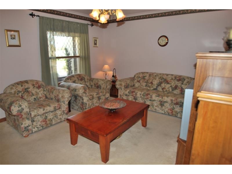 11 Martinique Drive, Seaford Rise SA 5169