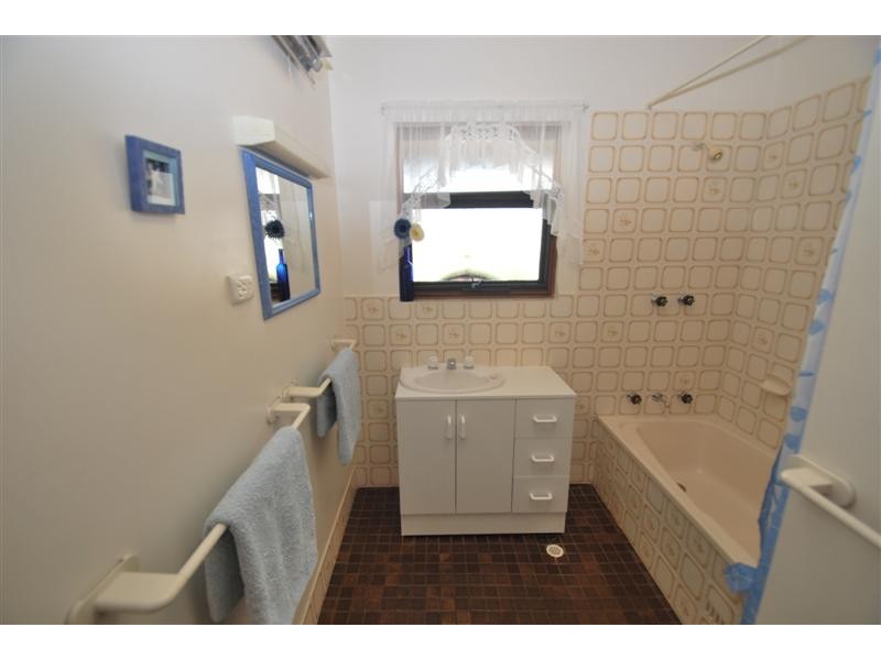 66 Windebanks Road, Happy Valley SA 5159