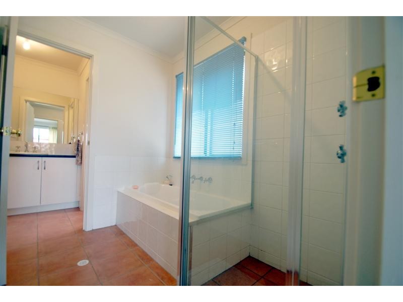 9a Spinnaker Ct, Aldinga Beach SA 5173