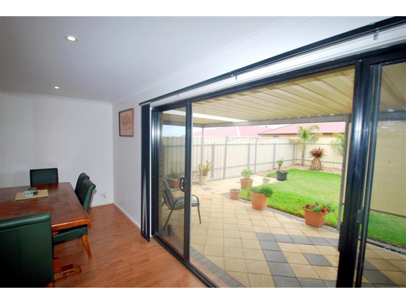 9a Spinnaker Ct, Aldinga Beach SA 5173