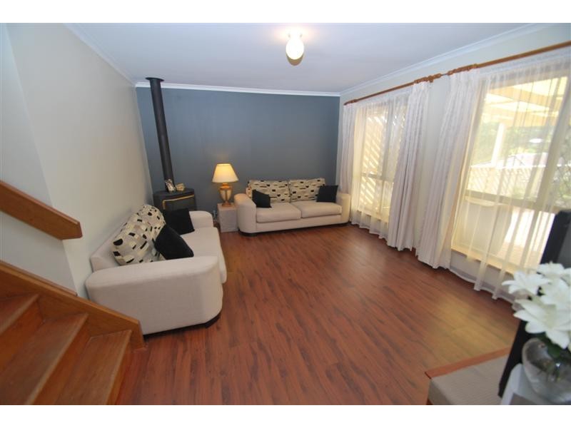 45 Glenloth Dr, Happy Valley SA 5159