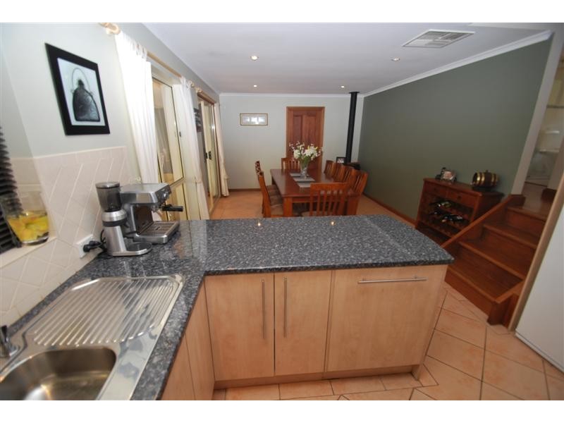 45 Glenloth Dr, Happy Valley SA 5159