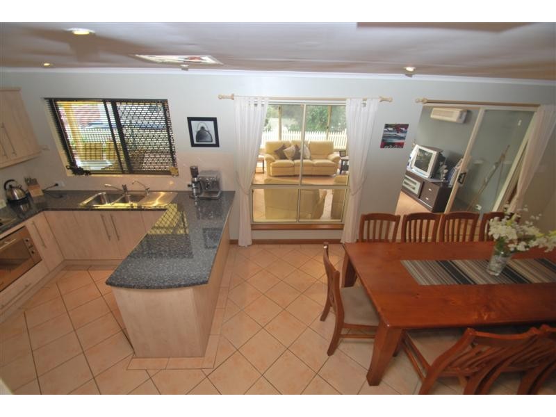 45 Glenloth Dr, Happy Valley SA 5159