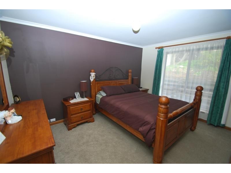 45 Glenloth Dr, Happy Valley SA 5159