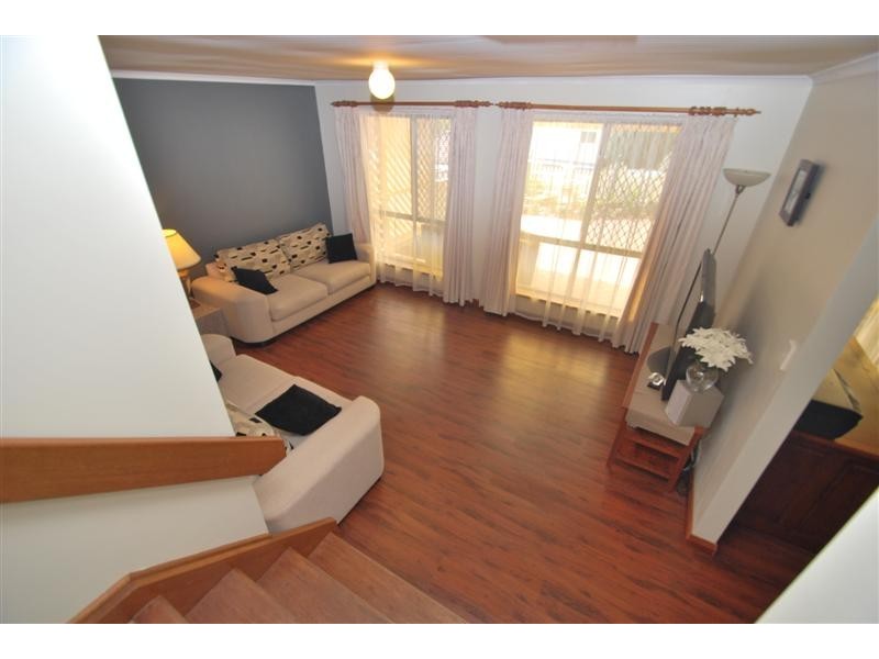 45 Glenloth Dr, Happy Valley SA 5159