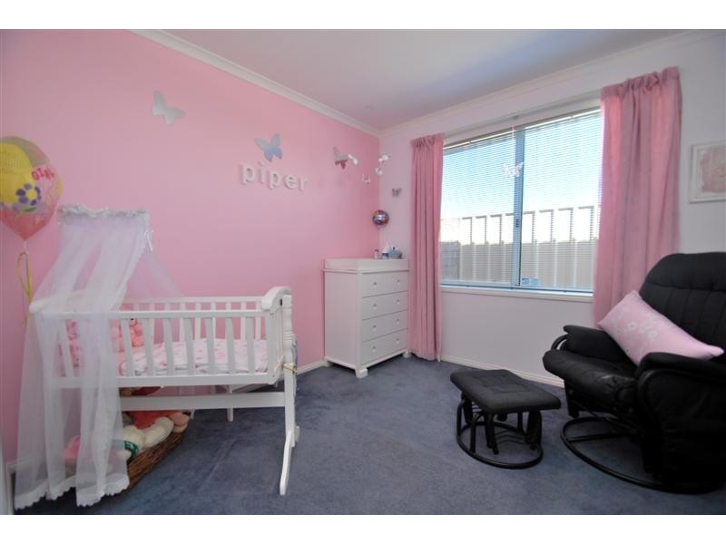 17 Worthing Drive, Sheidow Park SA 5158