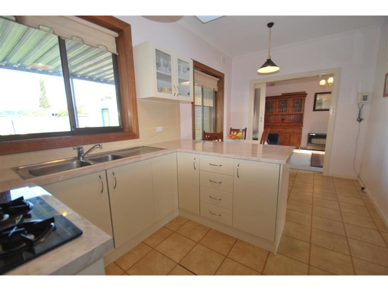 46 Scottish Ave, Clovelly Park SA 5042