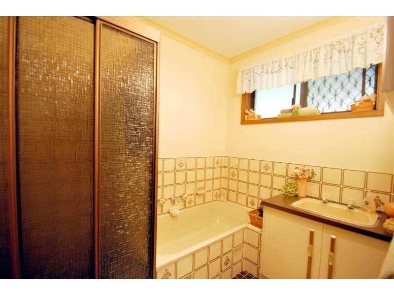 6 Wild Ave, Reynella East SA 5161