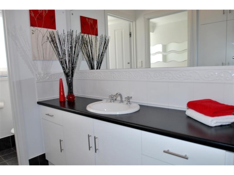 7 Holdfast Drive, Sheidow Park SA 5158