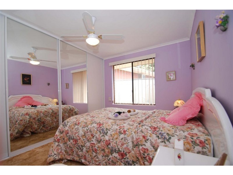 8 William Ct, Happy Valley SA 5159