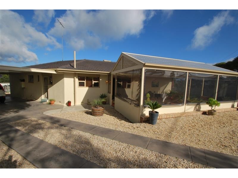 16 Old Honeypot Rd, Port Noarlunga SA 5167