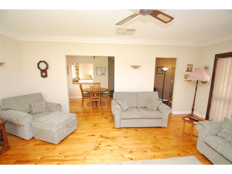 16 Old Honeypot Rd, Port Noarlunga SA 5167