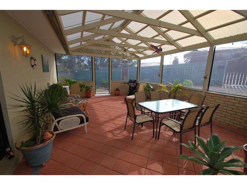 16 Old Honeypot Rd, Port Noarlunga SA 5167