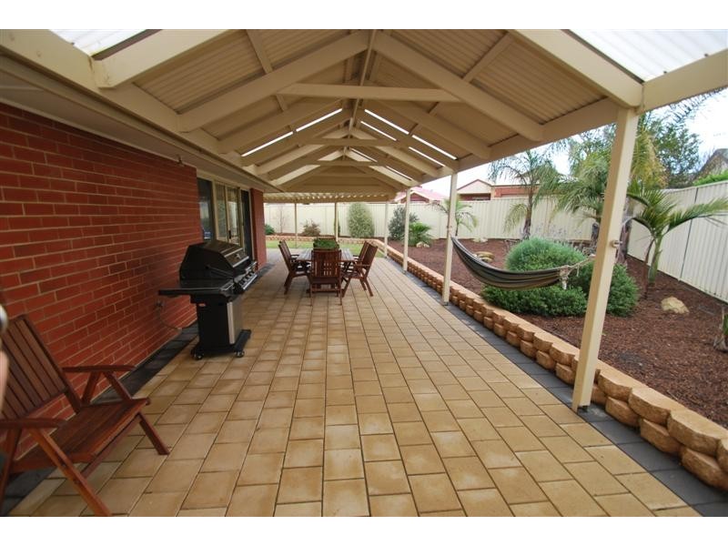 58 Glenthorn Cres, O’halloran Hill SA 5158