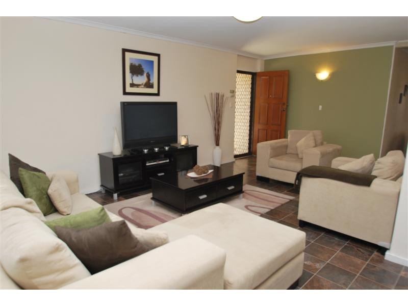 26  Amberly Drive, Happy Valley SA 5159