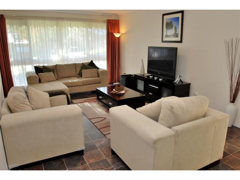 26  Amberly Drive, Happy Valley SA 5159