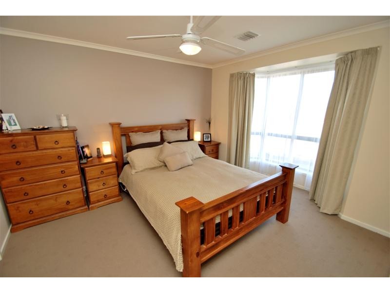 42 Holdfast Drive, Sheidow Park SA 5158