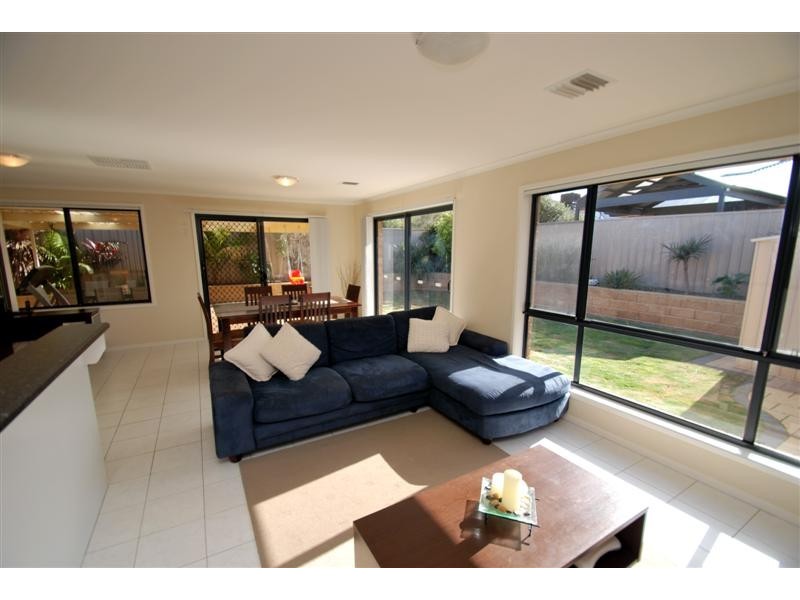 42 Holdfast Drive, Sheidow Park SA 5158