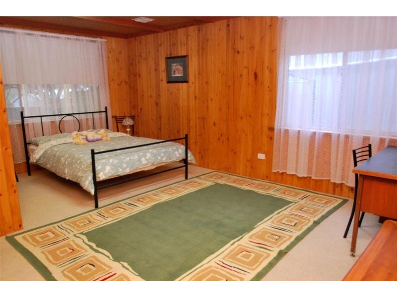 8 Radford Street, Happy Valley SA 5159