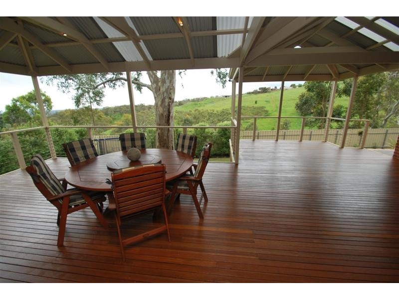 10 Scenic Court, Chandlers Hill SA 5159