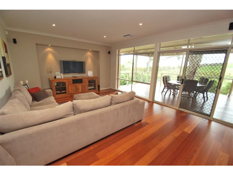 10 Scenic Court, Chandlers Hill SA 5159