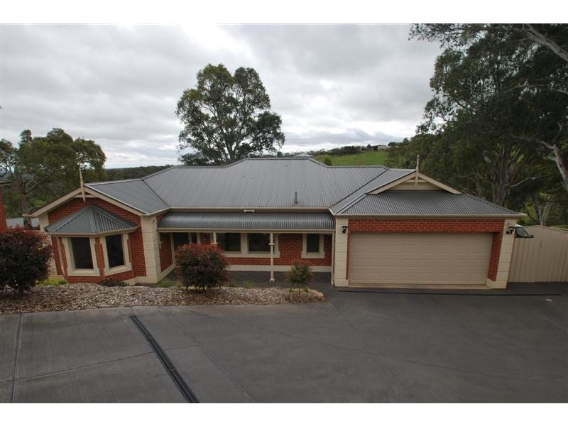 10 Scenic Court, Chandlers Hill SA 5159