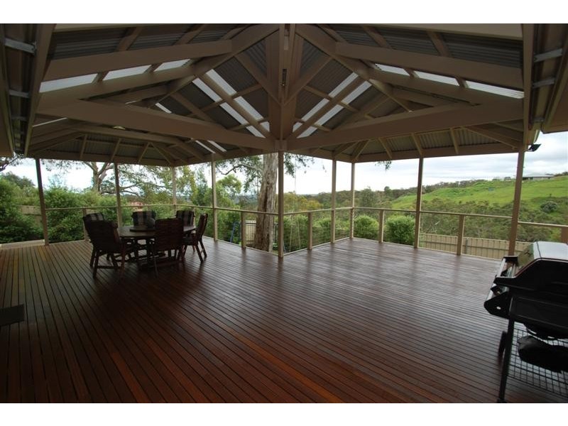10 Scenic Court, Chandlers Hill SA 5159