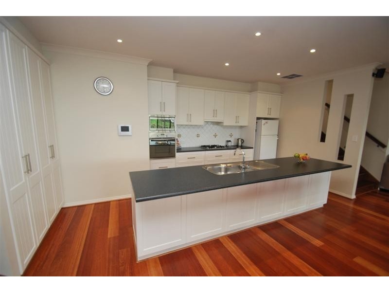 10 Scenic Court, Chandlers Hill SA 5159