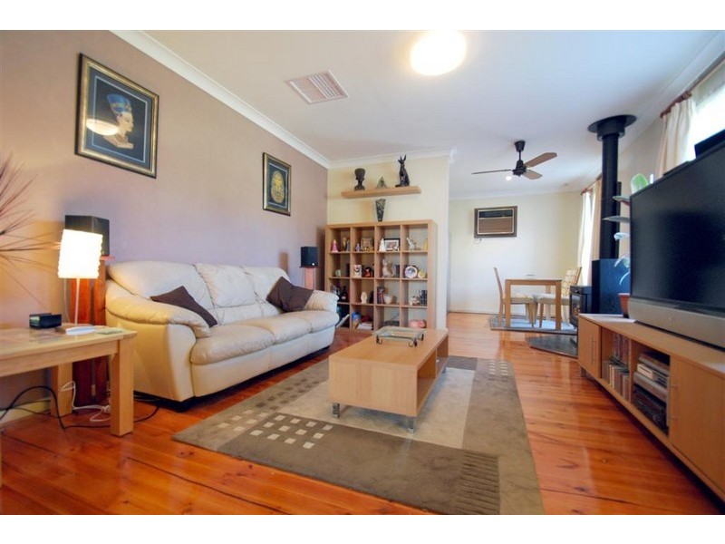 32 Regency Road, Happy Valley SA 5159