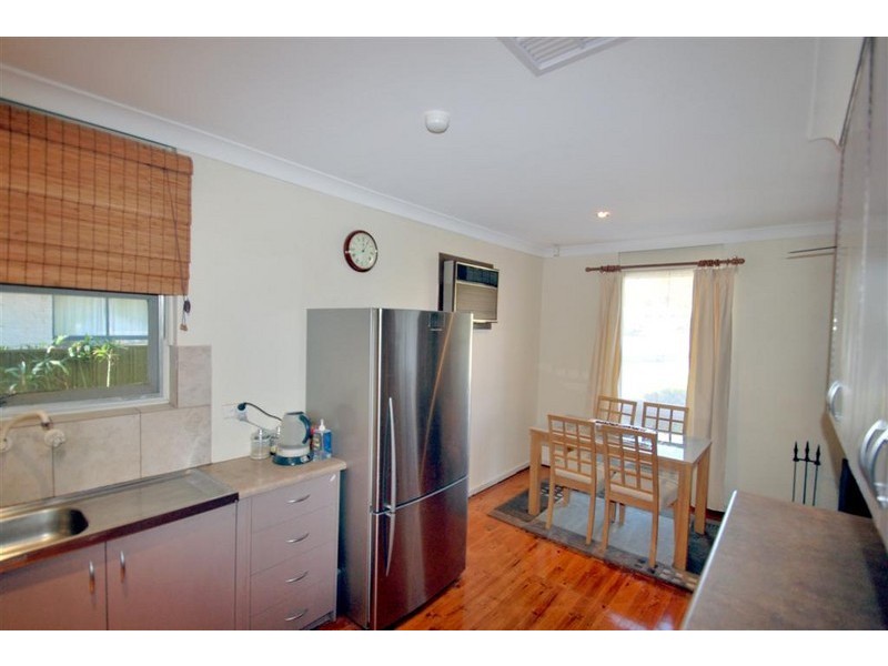 32 Regency Road, Happy Valley SA 5159